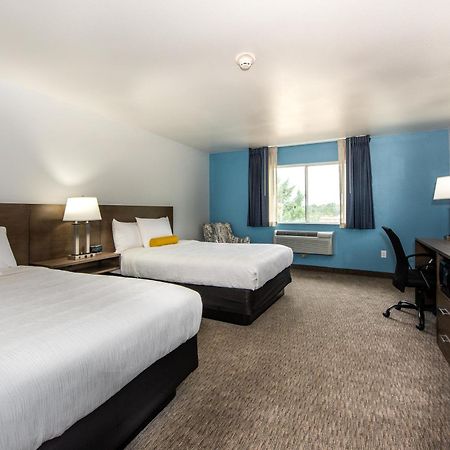 Hotel Pommier Indianola Bagian luar foto