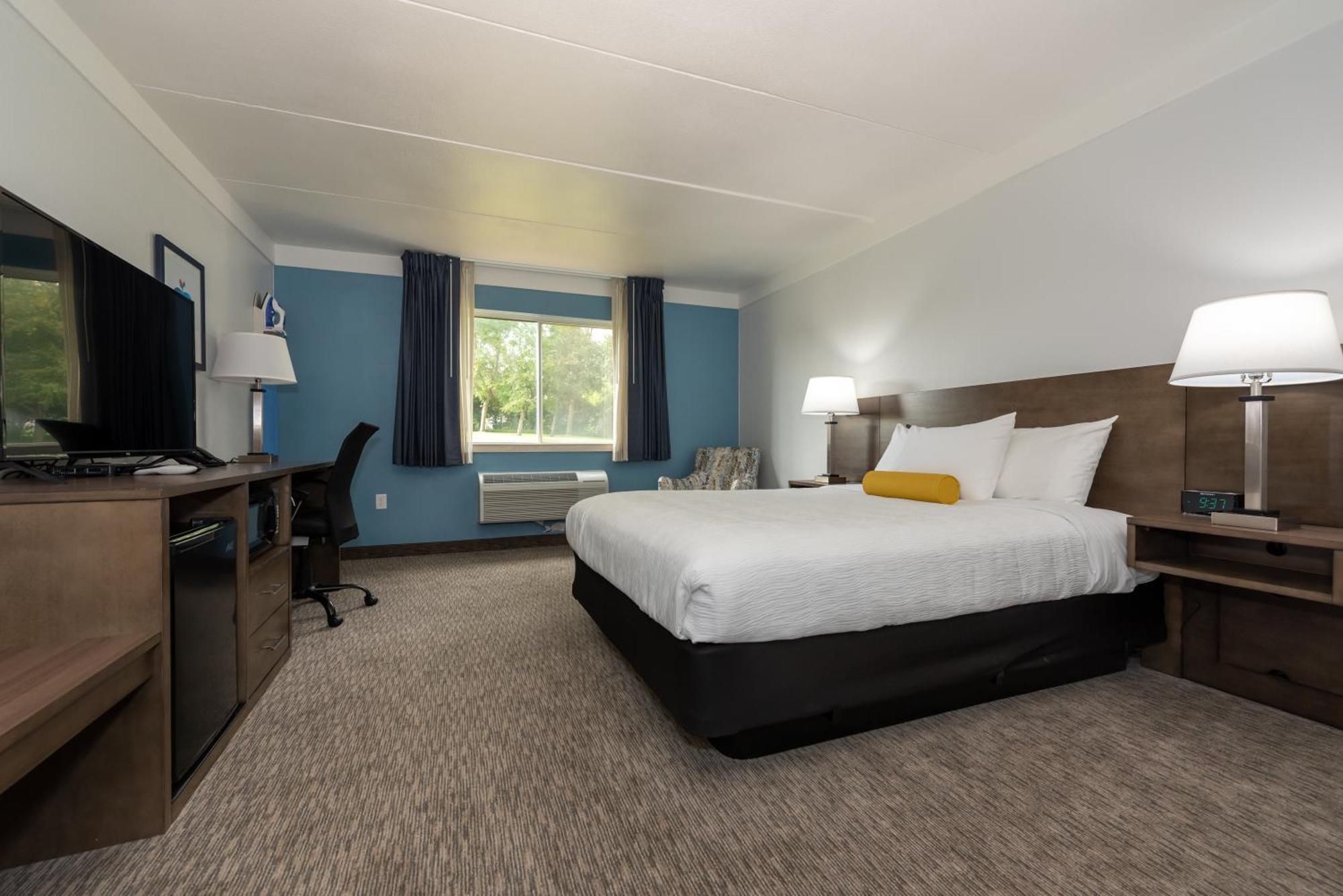 Hotel Pommier Indianola Bagian luar foto