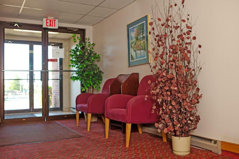 Hotel Pommier Indianola Bagian luar foto